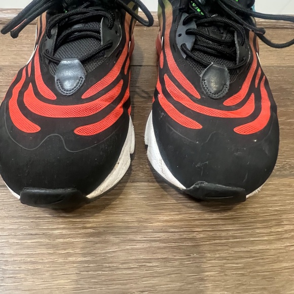 Nike Air Max Exosense SE Worldwide Pack Black/Red/Green Sz 10.5 CV3016-001 - Picture 3 of 11